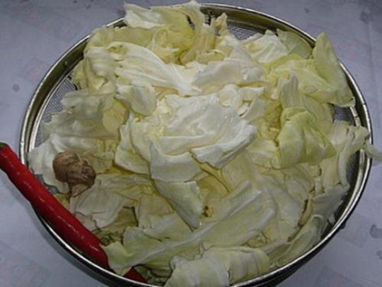 泡菜的腌制方法  泡菜怎么泡又脆又好吃四川泡菜