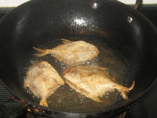 鲳鱼怎么做 鲳鱼怎么烧好吃