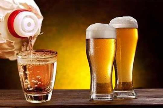 白酒和啤酒一起喝有什么危害？