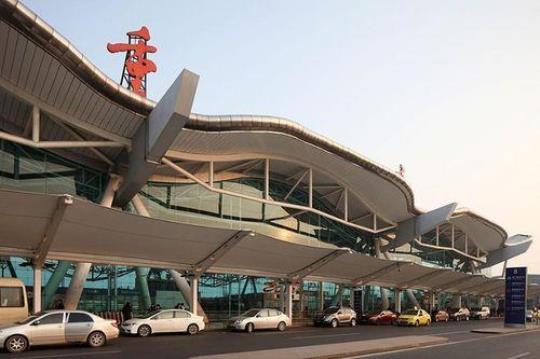 重庆江北机场附近景点推荐（探索机场周边的风景名胜）