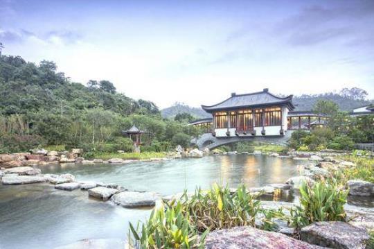 惠州中信汤泉旅游度假村（享受天然温泉和美食之旅）