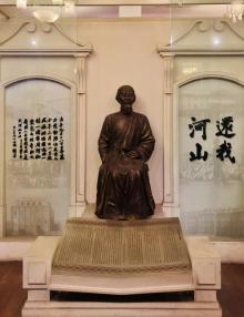 徐汇中学崇思楼5