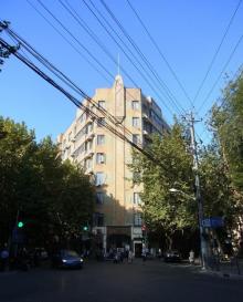 南昌路8
