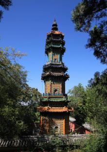 多宝琉璃塔1