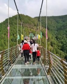 济南黄金谷山水画廊10