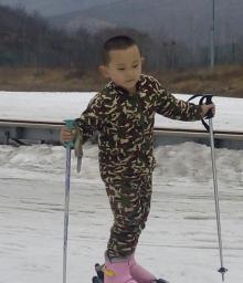 卧虎山滑雪场3