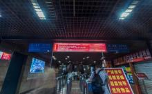皇冠大扶梯6