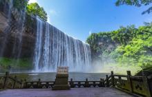 万州大瀑布17