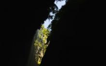 龙水峡地缝12