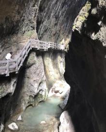 龙水峡地缝30