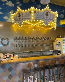 The Madhouse CWB | Taproom ? Kitchen | Craft Beer Gastropub4