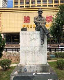 若瑟 山度士 飞利拉雕像4