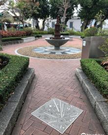 恩尼斯总统前地2