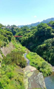 Qie Dong Waterfall2