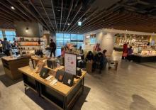 TSUTAYA BOOKSTORE(南港店)8
