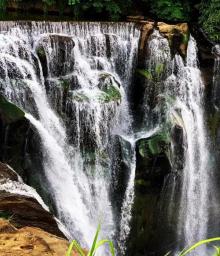 Shifen Waterfall11