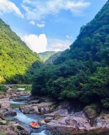 龙王山峡谷漂流15
