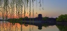 夜游护城河19