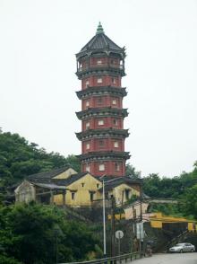 五佛镇蟒塔3
