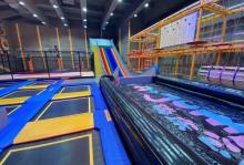 A+JUMP室内跳伞蹦床公园1