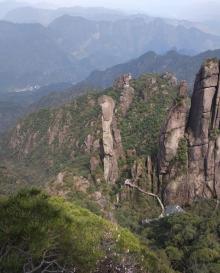 巨蟒出山12