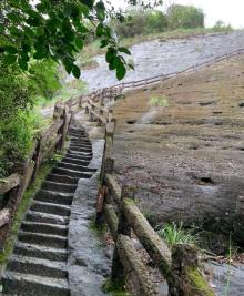 虎啸岩13