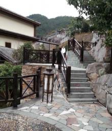 玉龙山氡泉度假村11
