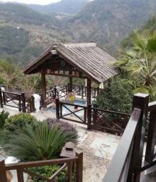 玉龙山氡泉度假村12