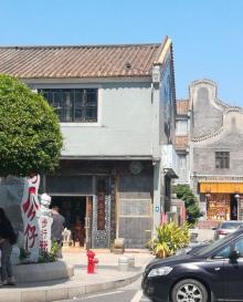和平路公仔街7
