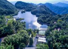 述野三百山度假帐篷露营地21