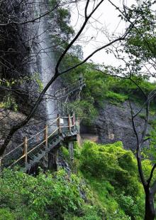 大别山石窟2