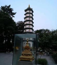圆觉宗诺那师佛纪念馆1