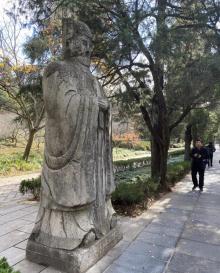 翁仲路神道7