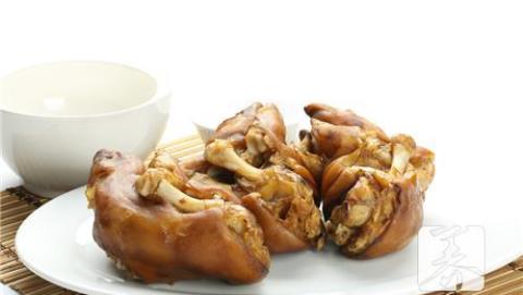 七种食物让女人远离皱纹！ 女人常吃这七种食物不易老