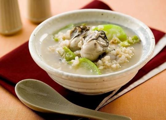 发烧吃什么食物  发烧吃什么食物最好