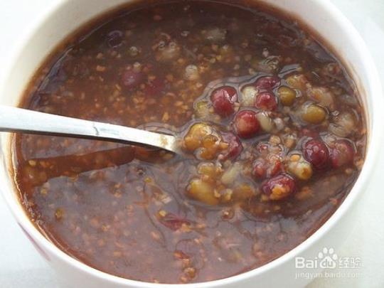 红豆绿豆粥  红豆绿豆粥的功效与作用