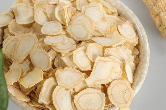西洋参泡水 西洋参泡水喝的正确方法