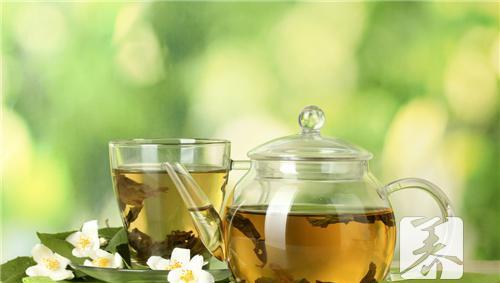 绿茶有什么好处 绿茶的功效与作用及副作用