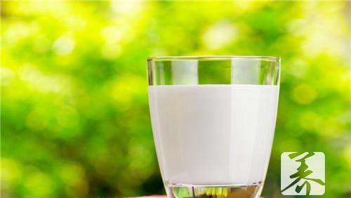 12种食物提高职场记忆力 提高睡眠的食物