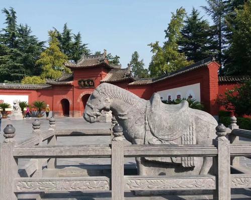 关于赞美洛阳优美句子大全 关于赞美洛阳的古诗