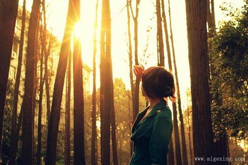 关于女生死心的句子说说心情大全 男生对女生死心的表现
