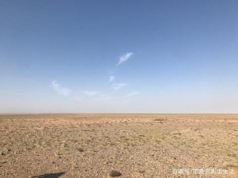 关于形容戈壁滩风大的诗句合集(实用) 形容戈壁滩的成语