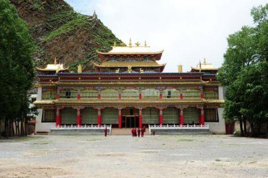 称多县介绍及旅游攻略