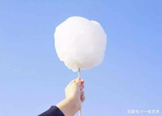 关于形容白云像棉花糖的诗句合集(精选) 关于形容白云的词语