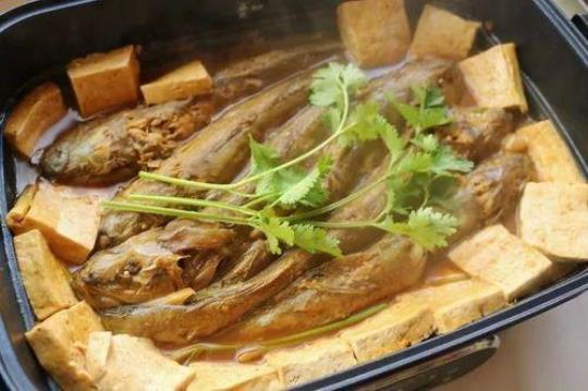 光鱼炖豆腐的做法是什么？