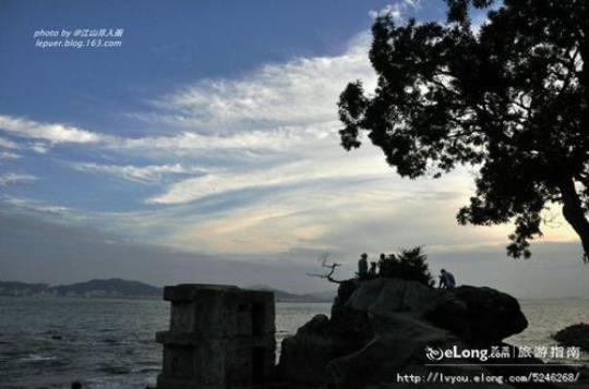 关于厦门彭浪屿的诗句合集(实用) 厦门彭浪屿还是鼓浪屿