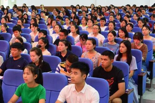 关于教育兴国的唯美句子大全 关于教育兴国的作文500