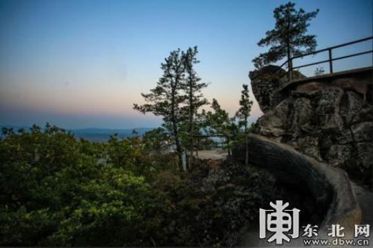 鸡冠山风景区旅游攻略详细介绍