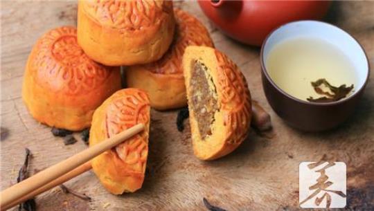 五仁月饼的做法及配方