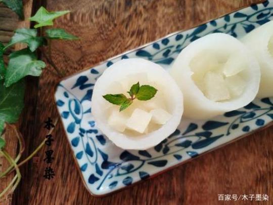 白萝卜雪梨煮水的做法